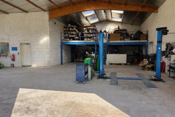 Bâtiment artisanal / industriel avec fort potentiel de développement VILLENEUVE SUR LOT (47)