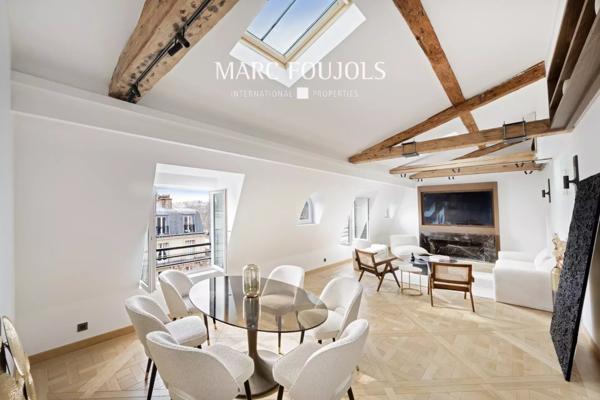 Quai Branly : Appartement 3 suites – Dernier étage – Vue Tour Eiffel