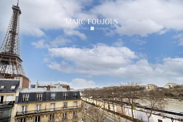 Quai Branly : Appartement 3 suites – Dernier étage – Vue Tour Eiffel