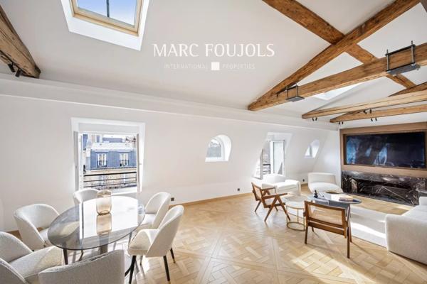 Quai Branly : Appartement 3 suites – Dernier étage – Vue Tour Eiffel