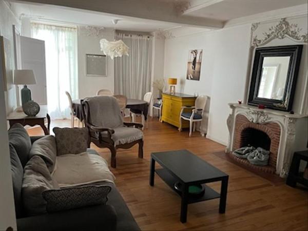 Maison à vendre |  Casteljaloux |  7 pièces | 295 m²