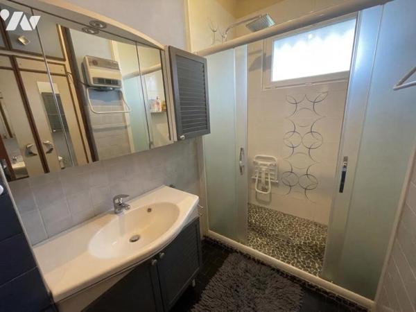 Villa avec jardin, 4 chambres et garage