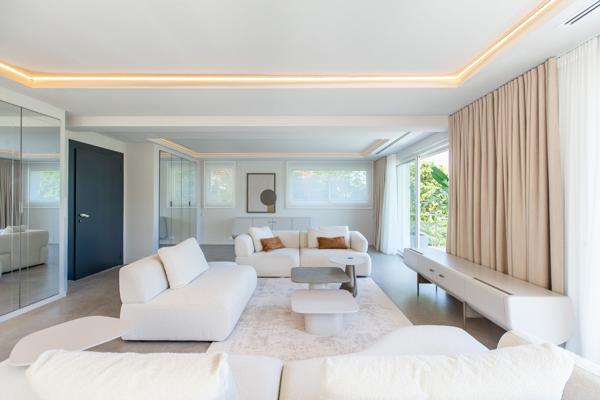 Vente Maison contemporaine Cap D'Antibes 8 Pièces 320 m²