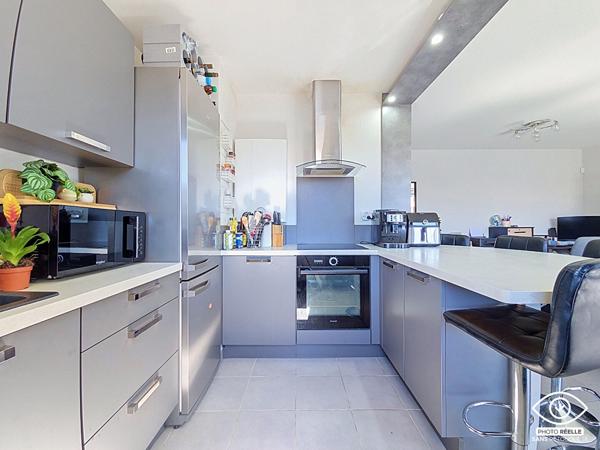 Appartement Castanet-tolosan 3 pièces très lumineux, proche des commodités et des transports