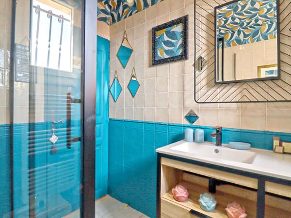 VILLA D'EXCEPTION TYPE 8 AVEC VUE IMPRENABLE JARDIN PISCINE ET TERRASSE