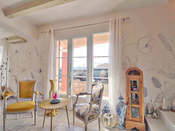 VILLA D'EXCEPTION TYPE 8 AVEC VUE IMPRENABLE JARDIN PISCINE ET TERRASSE