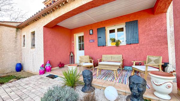 VILLA D'EXCEPTION TYPE 8 AVEC VUE IMPRENABLE JARDIN PISCINE ET TERRASSE