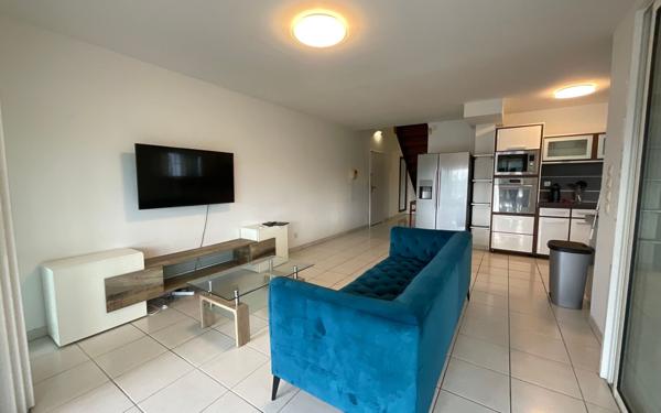 Appartement à louer    4 pièces • 141,93 m2 Fort-de-France