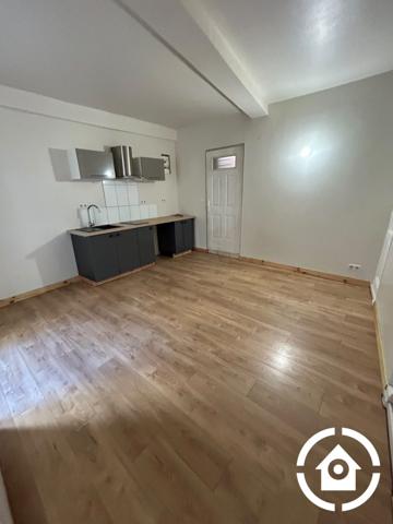 IMMEUBLE DE RAPPORT EN CŒUR DE VILLE DE COGNAC – REVENUS LOCATIFS DE 47 718 €/AN