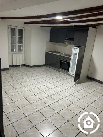 IMMEUBLE DE RAPPORT EN CŒUR DE VILLE DE COGNAC – REVENUS LOCATIFS DE 47 718 €/AN