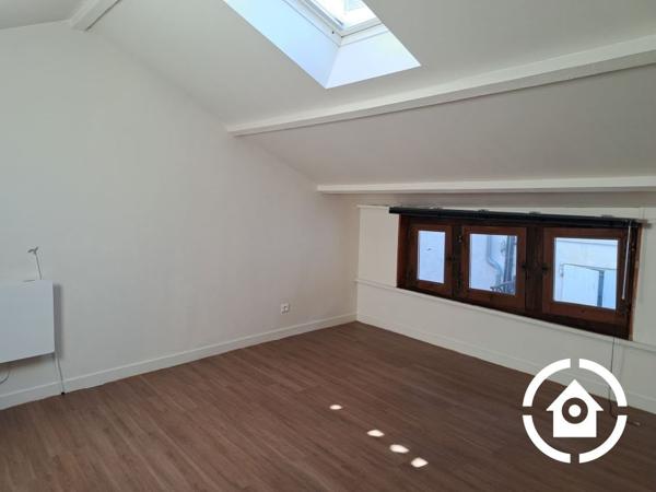 IMMEUBLE DE RAPPORT EN CŒUR DE VILLE DE COGNAC – REVENUS LOCATIFS DE 47 718 €/AN