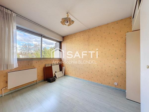 BORDEAUX PARC BORDELAIS Appartement 3 chambres, parking et cave