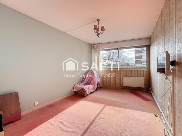 BORDEAUX PARC BORDELAIS Appartement 3 chambres, parking et cave