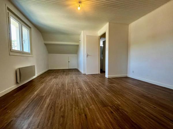 Appartement à louer à Badaroux (48000)
