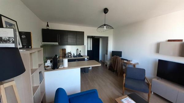 Appartement à louer    2 pièces •  Saint-Maur-des-Fossés