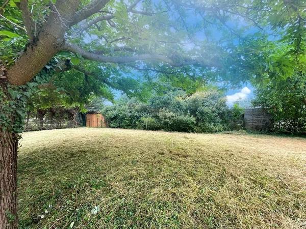 Location                                                      Maison
                        
                     5 pièces                      108 m2                     à Vienne