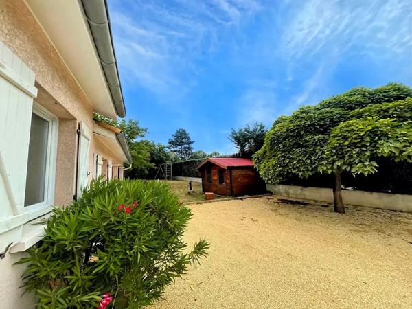 Location                                                      Maison
                        
                     5 pièces                      108 m2                     à Vienne