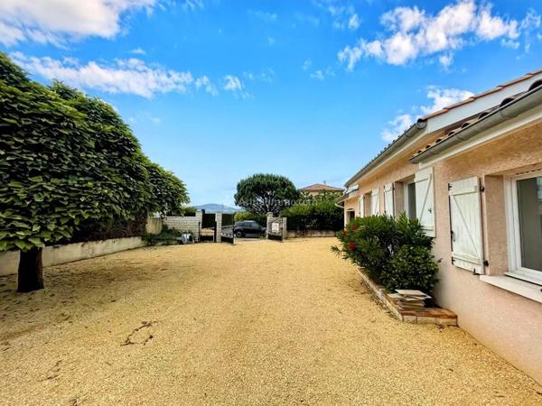 Location                                                      Maison
                        
                     5 pièces                      108 m2                     à Vienne