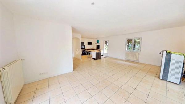 Location                                                      Maison
                        
                     5 pièces                      108 m2                     à Vienne