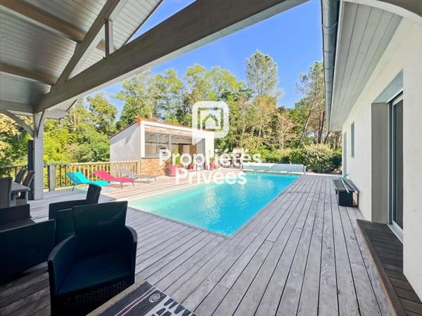 Maison de 200m² avec 4 chambres et piscine