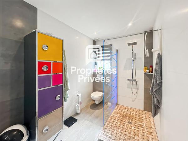 Maison de 200m² avec 4 chambres et piscine