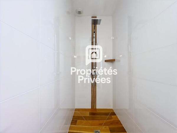 Maison de 200m² avec 4 chambres et piscine