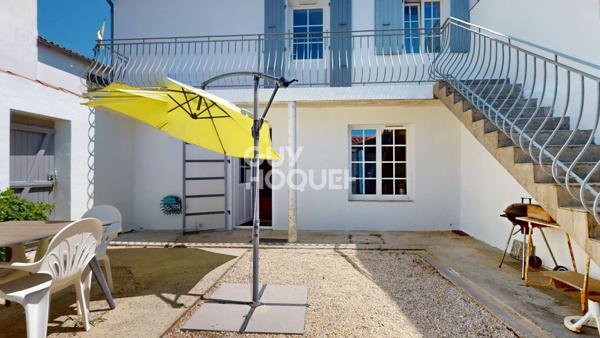 Douceur de vivre à La Noue ? Maison de village avec grand garage