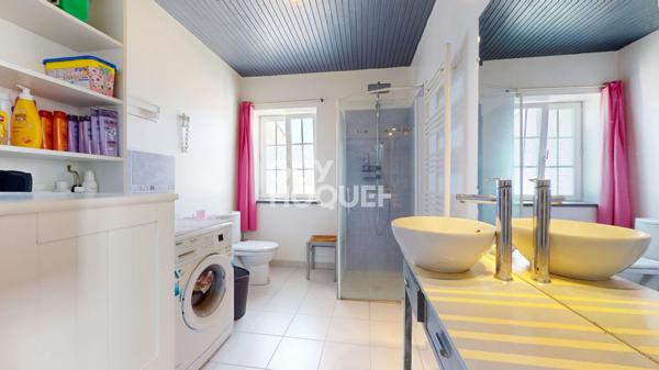 Douceur de vivre à La Noue ? Maison de village avec grand garage