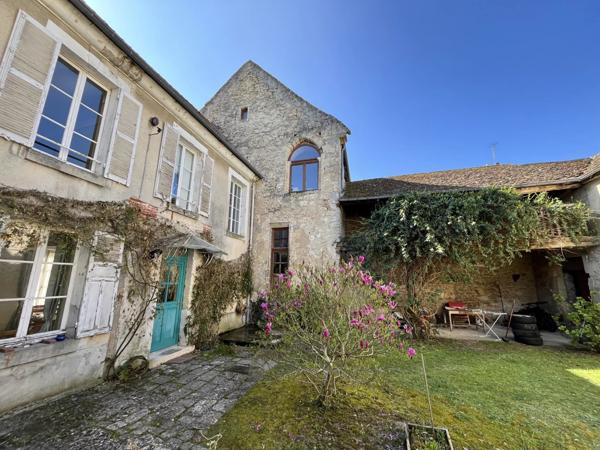 Vente Maison 6 pièces 225 m2 à Bruyères-Et-Montbérault
