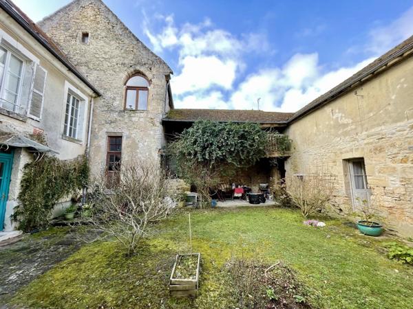 Vente Maison 6 pièces 225 m2 à Bruyères-Et-Montbérault