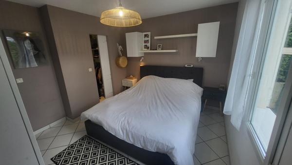 Maison Aiffres 6 pièce(s) 168 m2