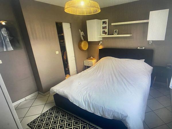 Maison Aiffres 6 pièce(s) 168 m2