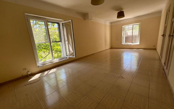 Maison à vendre    4 pièces • 140 m2 Barbentane