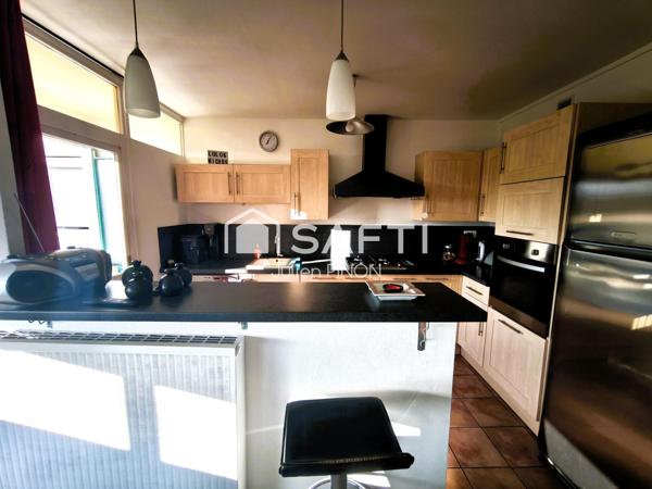 Appartement familial avec vue panoramique et balcon au cœur d'Apt