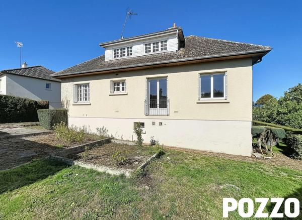 A VENDRE. CENTRE BOURG TESSY-BOCAGE. MAISON AVEC VIE DE PLAIN-PIED. TESSY BOCAGE