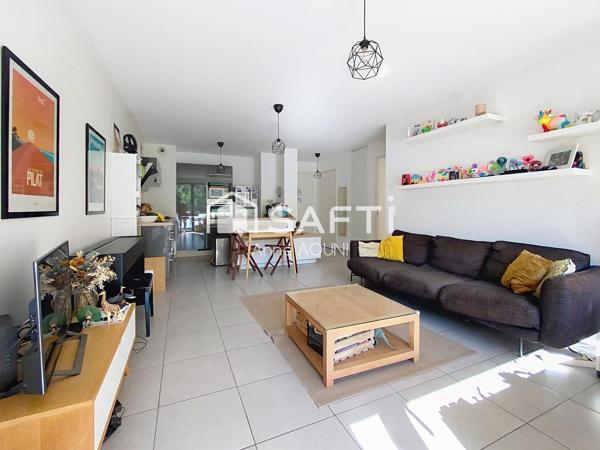 T4 avec terrasse + balcon/ 2 places de parking