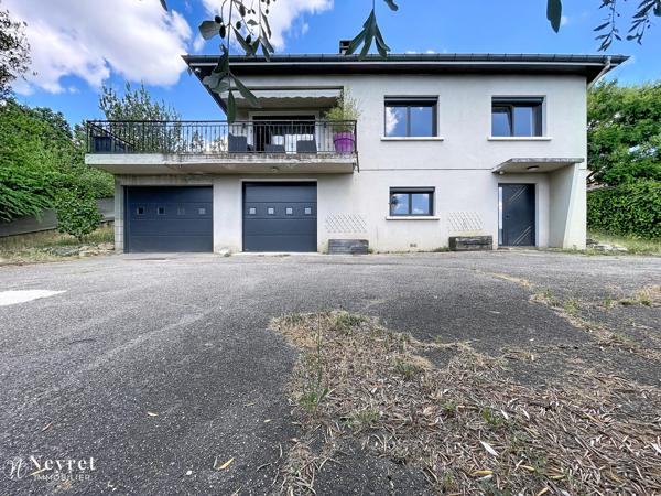 Exclusivité – Maison individuelle sur un terrain de 1 052 m² clos et piscinable