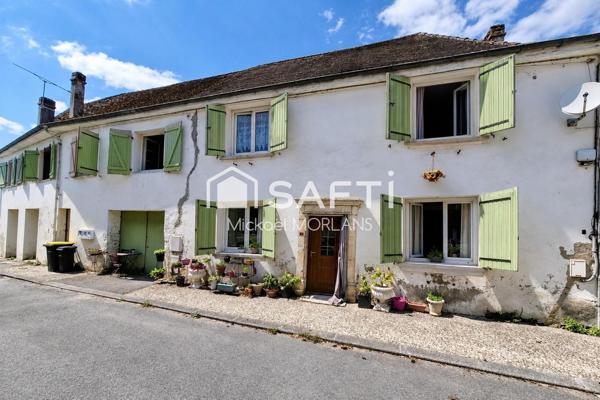 IMMEUBLE  205 M² – 3 LOGEMENTS – 3 GARAGES – À 5 MINUTES DE NAVARRENX