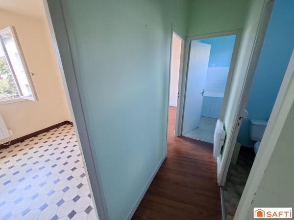 IMMEUBLE  205 M² – 3 LOGEMENTS – 3 GARAGES – À 5 MINUTES DE NAVARRENX