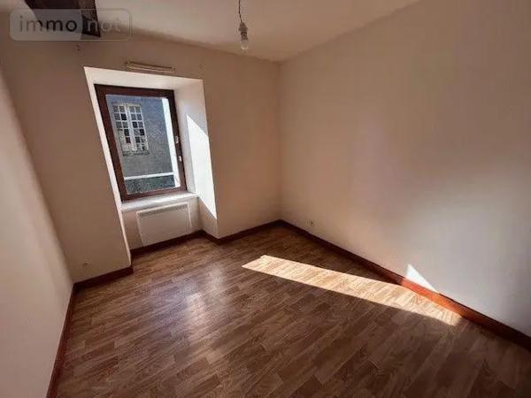 Location - Maison Tinténiac 35190 3 pièces 64 m 2 92 m 2