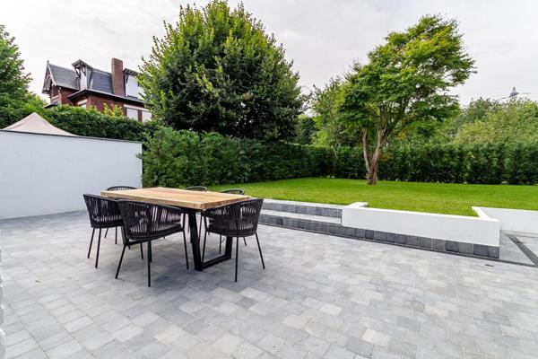 A LOUER : Maison à VILLENEUVE-D'ASCQ • Brigode • 3 550 € CC • Réf. 5975