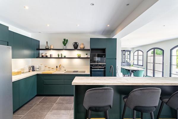 A LOUER : Maison à VILLENEUVE-D'ASCQ • Brigode • 3 550 € CC • Réf. 5975