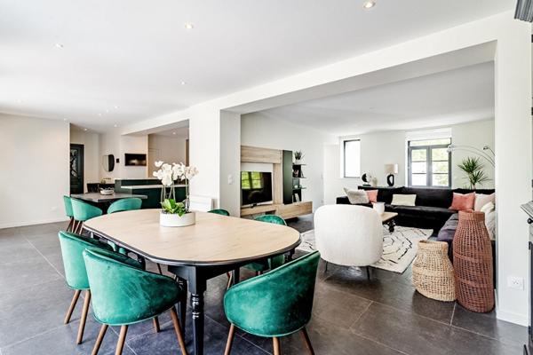 A LOUER : Maison à VILLENEUVE-D'ASCQ • Brigode • 3 550 € CC • Réf. 5975