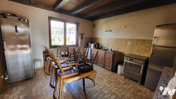 VALENTIGNEY - Maison de 7 pièces (environ 135 m² habitables) proche de toutes commodités