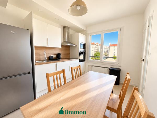 Appartement 6 pièce(s) 5 chambre(s) 96 m²