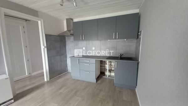 Location appartement Saint-Flour - 3 pièce(s) - 54 m² - 490 €/mois