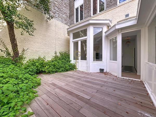 Appartement en RDC avec belle cour