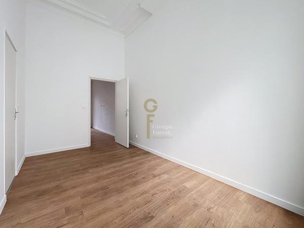 Appartement en RDC avec belle cour