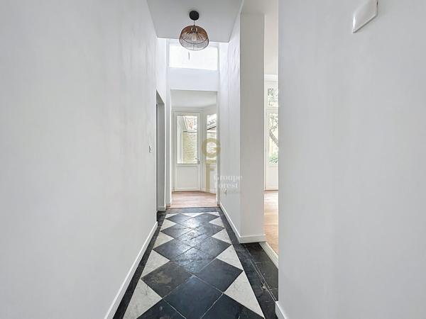 Appartement en RDC avec belle cour