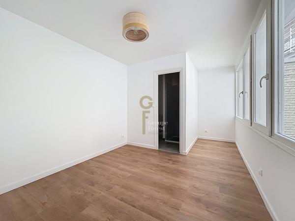 Appartement en RDC avec belle cour